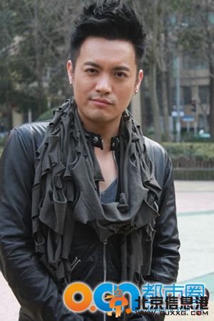 爱闪亮张可峰是谁演的 扮演者范逸臣个人资料及照片