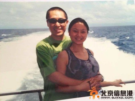 外界聚焦张艺谋“超生”事件称应给公众交代
