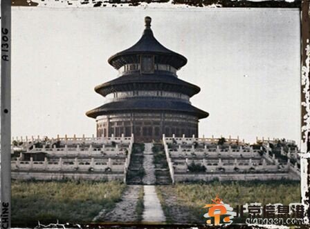 100年前的<a href='http://www.bjxxg.cn/news/beijing/' target='_blank'><u>北京</u></a> 彩色照片尘封的岁月(组图)
