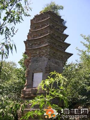 上方寺和下方寺<a href='http://www.bjxxg.cn/beijing/gushi/' target='_blank'><u>故事</u></a>[墙根网]