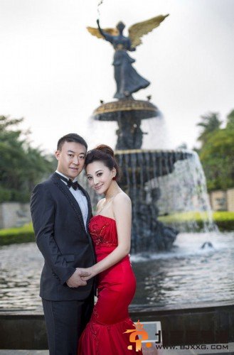 张雅晴个人资料 马琳老婆张雅晴照片 马琳张雅晴结婚照