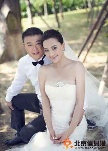 张雅晴个人资料 马琳老婆张雅晴照片 马琳张雅晴结婚照