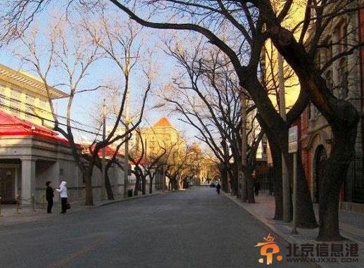 北京十大胡同：烟袋斜街[墙根网]