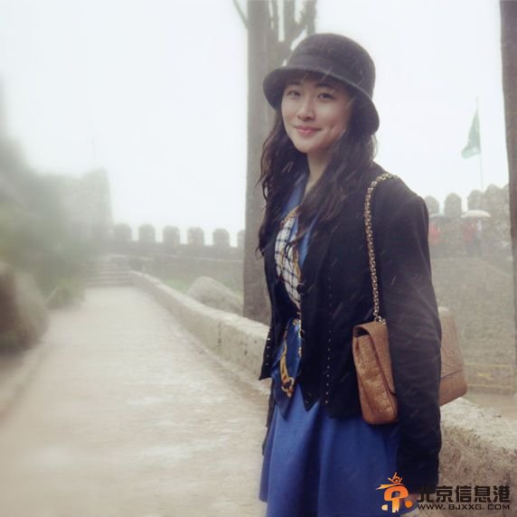 美女博士实验照惊艳走红 欲征男友回家过年