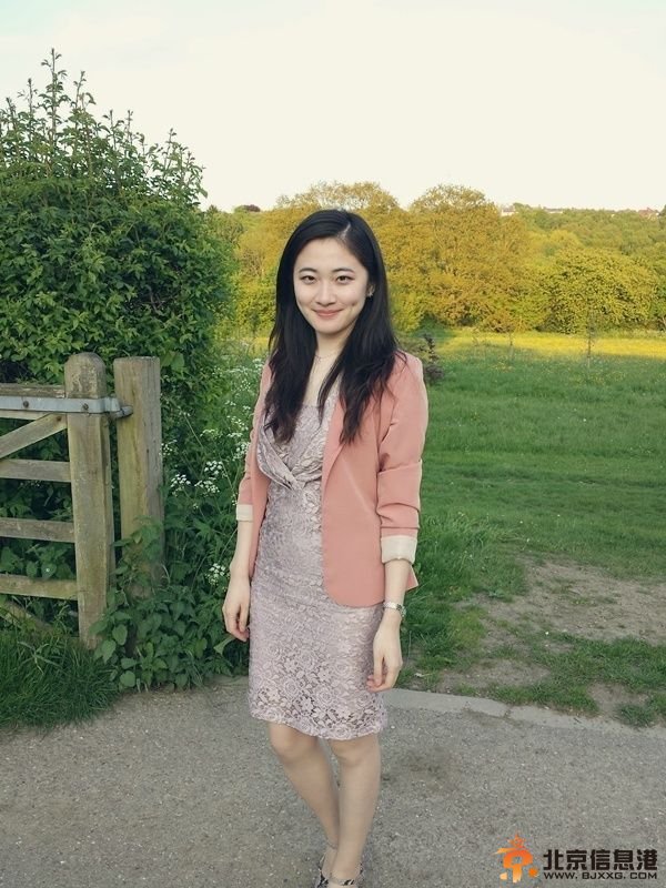 美女博士实验照惊艳走红 欲征男友回家过年