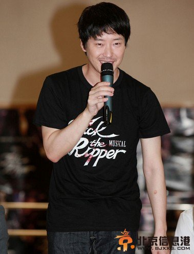 女人的香气蔡恩锡谁演的 严基俊个人资料及照片
