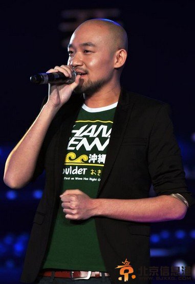 <a href='http://www.bjxxg.cn/news/beijing/' target='_blank'><u>北京</u></a>警方证实：歌手李代沫等8人因吸毒被捕