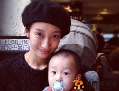 黄觉女儿照片 黄觉儿子照片 黄觉老婆个人资料照片