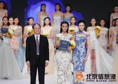 中国超模大赛耿璇个人资料 超模大赛冠军耿璇照片 整容了吗