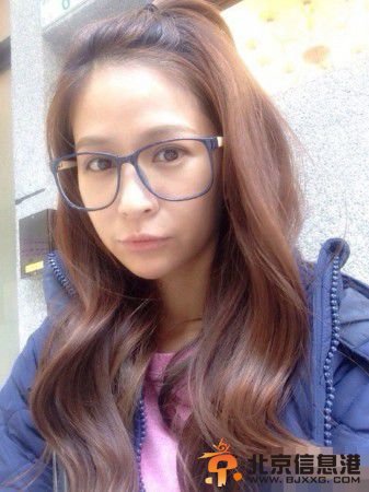 美女主播吴怡霈性感身材全靠健身大秀私照(图)