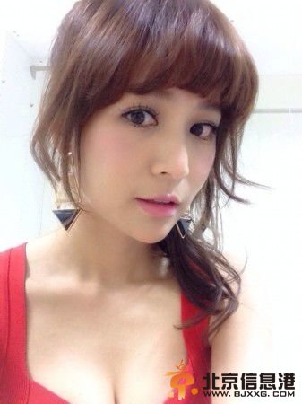 美女主播吴怡霈性感身材全靠健身大秀私照(图)