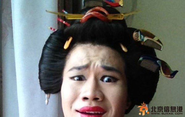 小兵张嘎扮艺妓爆红 小兵张嘎扮艺妓惊呆网友 大呼毁童年