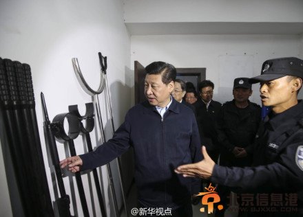 习近平喀什视察派出所：平时多流汗战时才能少流血