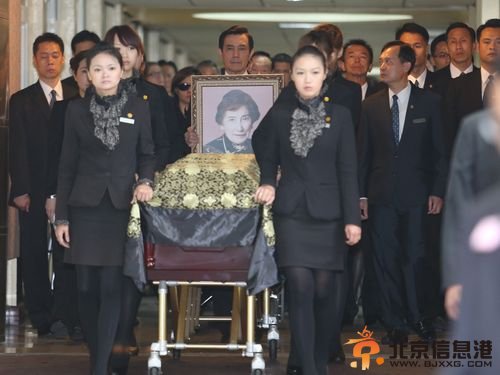 秦厚修遗体今火化马英九送母亲最后一程（图）