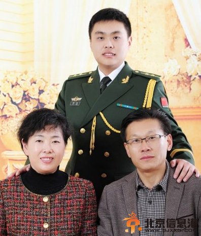 烟台抱火哥是谁?胡洋个人资料照片 胡洋抱火视频