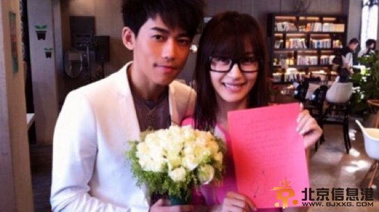 揭《花儿与少》五姐李菲儿:戛纳走光成名 遭王小帅封杀(组图)