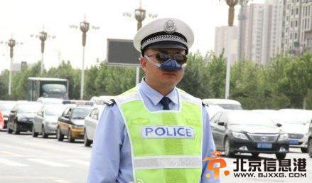 石家庄交警局否认统一给交警配发“鼻罩”(图)