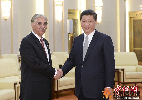 习近平会见巴基斯坦参议院主席布哈里 