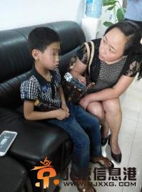 聪明的小林受到媒体关注，他活泼健谈，思维清晰。