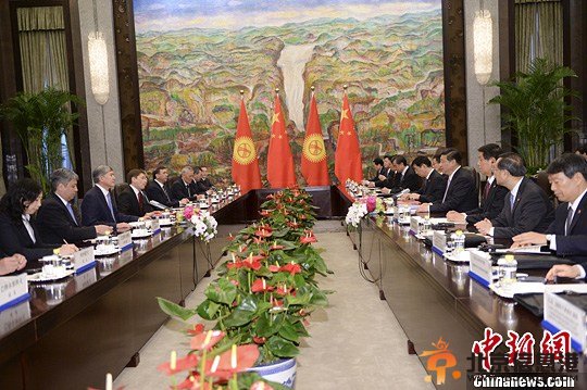 习近平：中吉共同打击“三股势力”