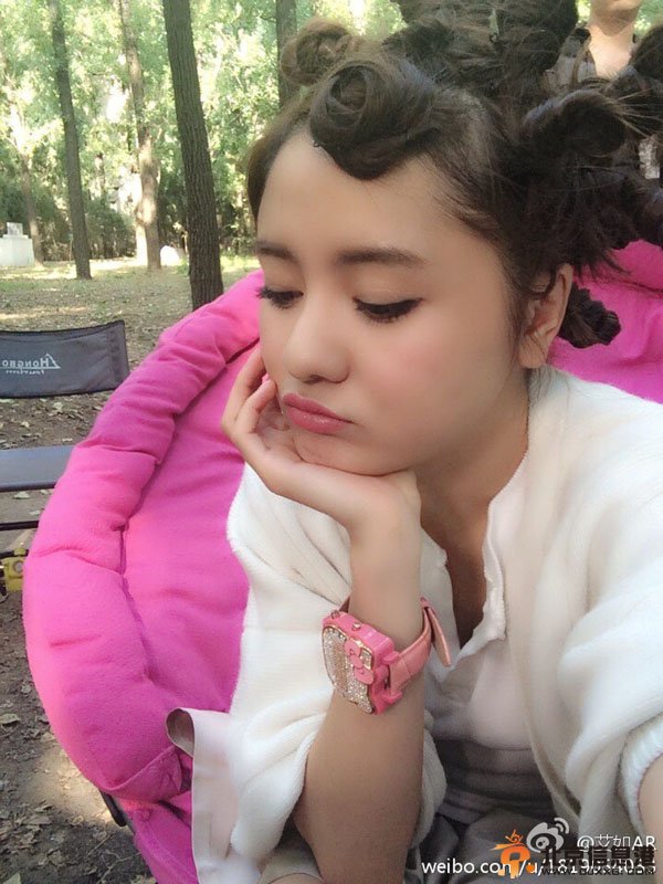 中乙队美女老板晒逆天发型 网友热评可爱至极