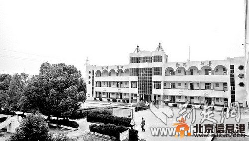 湖北麻城小学砍人事件调查：行凶男搭货车进校