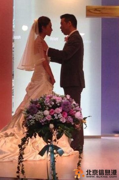 模特颜颖思老公是谁 揭其个人资料婚礼现场照片曝光