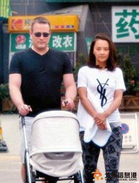马雅舒混血女儿照片曝光 揭其老公詹姆斯罗伯特海耶斯资料背景