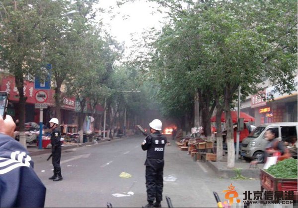 新疆乌鲁木齐发生爆炸 现场图集