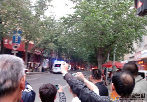 新疆乌鲁木齐发生爆炸 现场图集