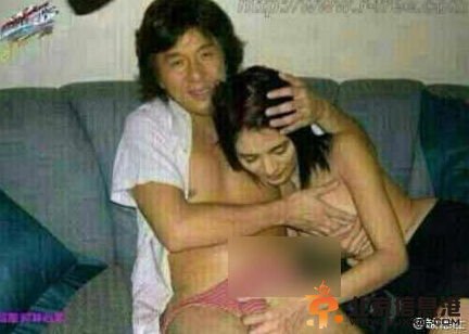 疑似成龙与杨采妮艳照