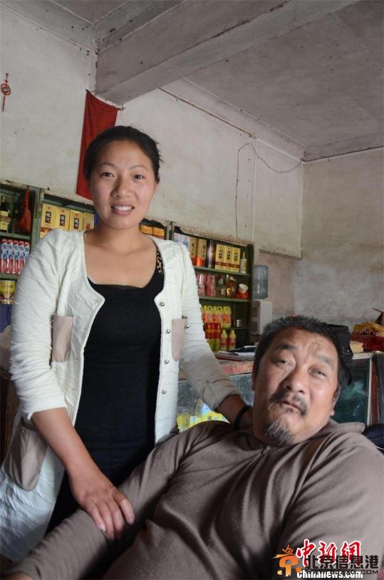 湖北大冶好媳妇伺候公公10年仅回娘家一次