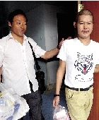 两子女先后患上血液病 昔日富翁为筹钱当裸模