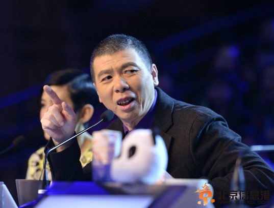 《笑傲江湖》冯小刚频躺枪 即兴舞蹈看哭宋丹丹