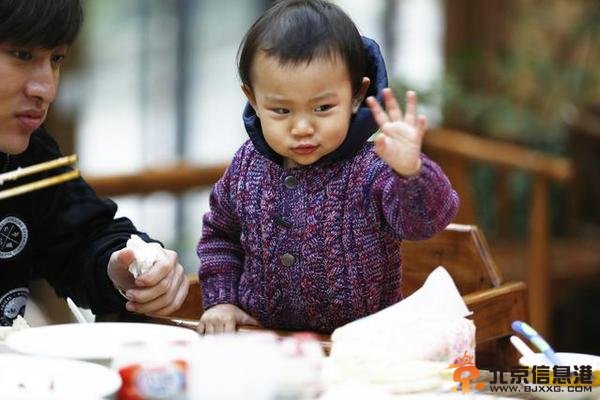 丰富的表情成了甜心的特色