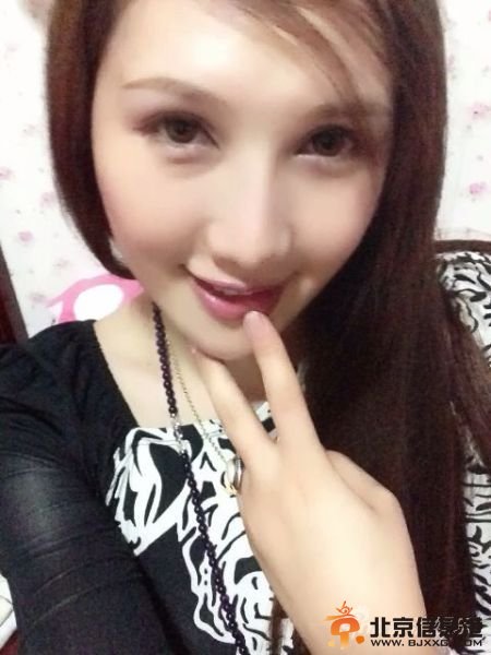 黄海波“嫖娼门”女主角遭人肉 母亲:女儿不是人妖只是做了正畸手术(组图)