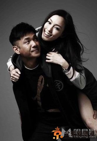 范玮琪被催生子压力大 否认已经怀孕