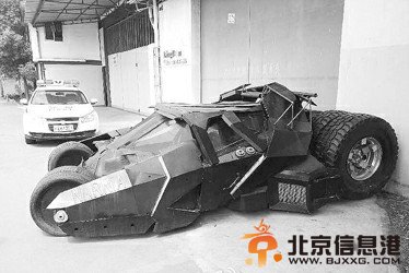 闵行华漕惊现“蝙蝠车”？