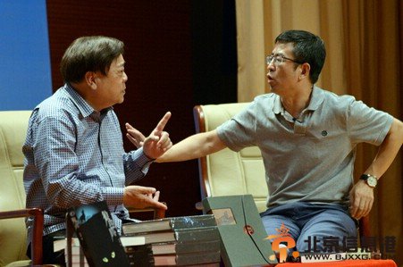 赵忠祥白岩松为狼图腾起争执 网曝赵忠祥开口就跑题