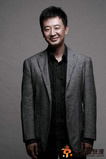 黄海波被曝家教严格 或对女性认识分裂 