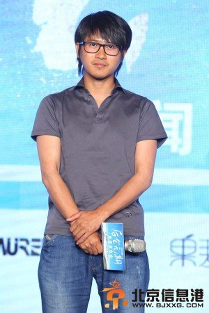 后会无期发布会要破《小时代》记录 韩寒模仿郭敬明