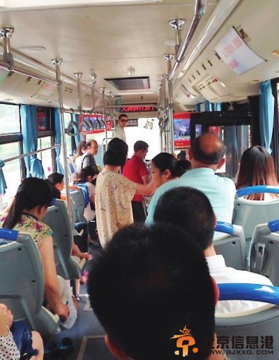 福州农民工未投币被赶下车 8路司机的态度暴了点 