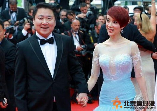 于冬和现任妻子金巧巧出息戛纳红毯