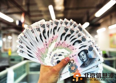 为方便市民换取零钱 10元专用ATM机在榕逐渐普及