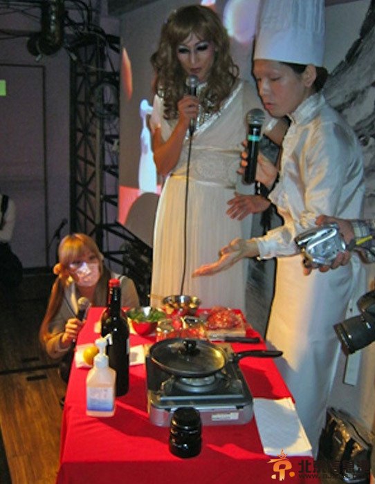 日本男子割睾丸阴茎1250美元出售 女食客一扫而光