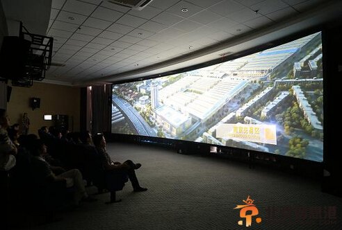 湖南百余新闻网站负责人聚焦南翔万商