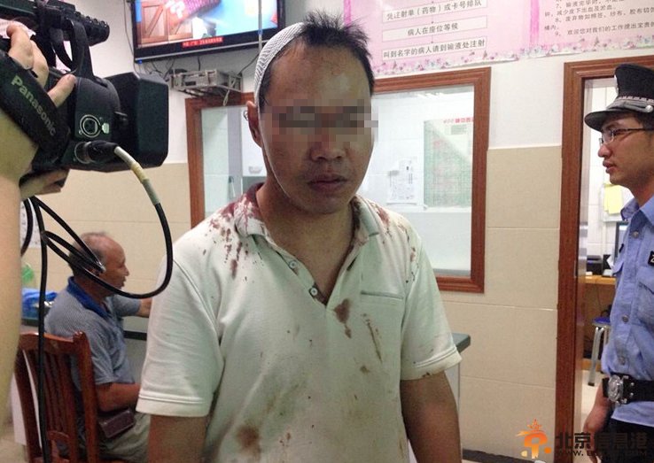 广西南宁发生精神疾病患者砍人事件