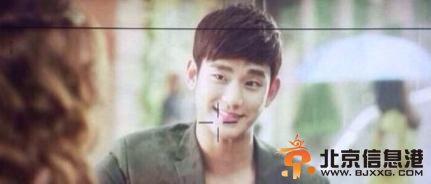 邓紫棋与金秀贤合作晒性感女仆照教授造型迷人