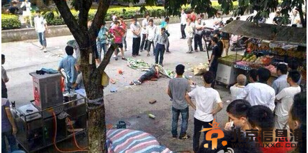 组图：韶关砍人事件:男子持刀砍死2人 因点菜与老板起争执