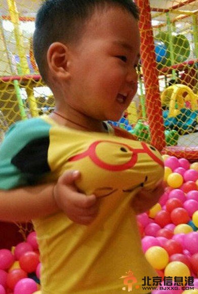 熊孩子护照涂鸦老爸欲哭无泪 极品熊孩子搞笑往事（组图）